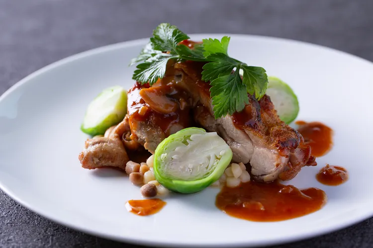 潘群欣設計新菜獵人燉雞。LA ONE Pizza提供