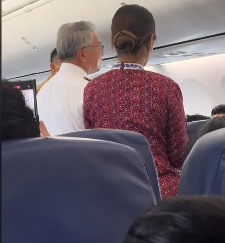 泰國獅航空中引擎冒火折返　乘客：有人嚇昏了