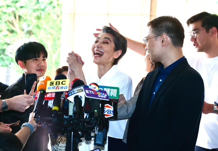 賴佩霞心情很好。彭欣偉攝