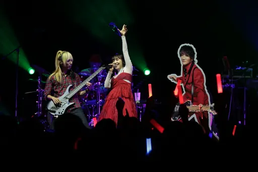 最強動漫樂團angela新莊開唱 驚見停工養病成員分身代班