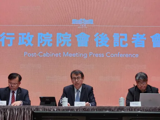 陳建仁:遇到選舉「部分人士就信口雌黃」 盼團隊如履薄冰推動施政