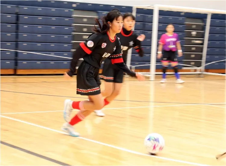 關鍵入球選手黃璨妤。教育局提供