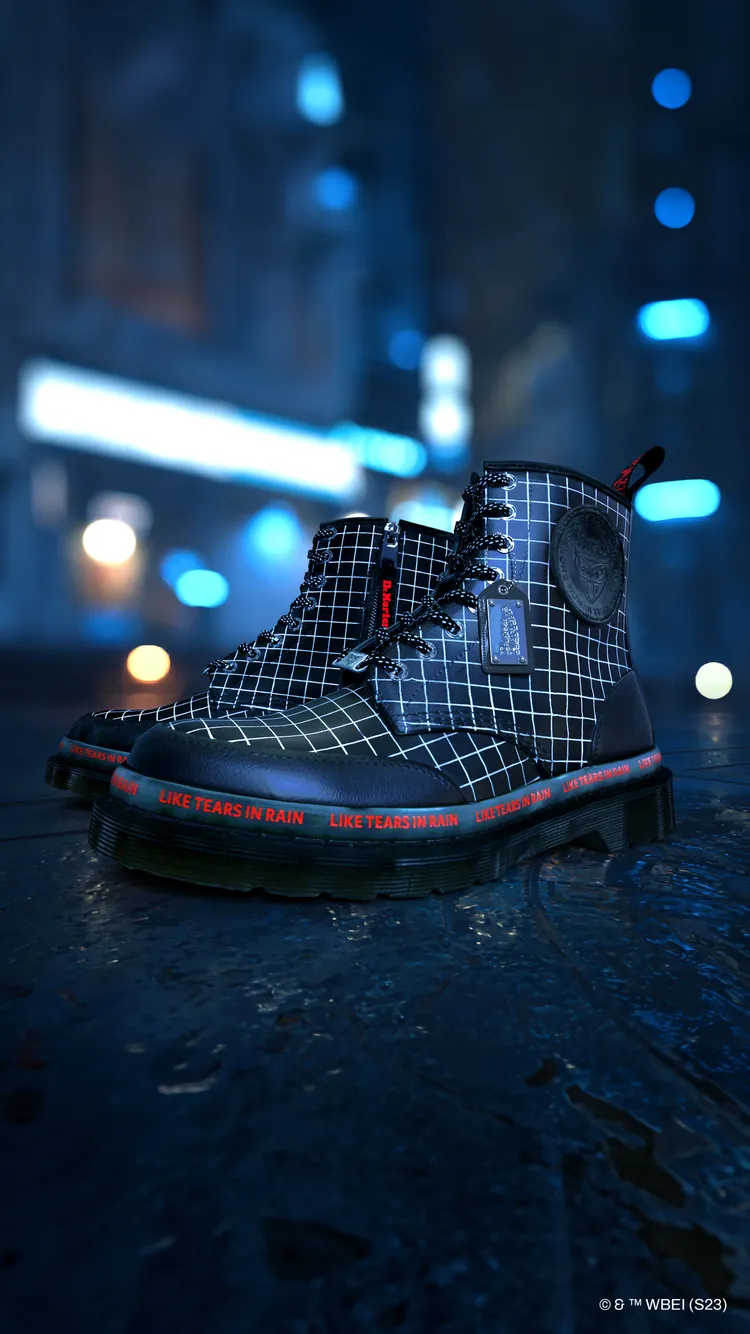 鞋款以反光膠條呈現未來感。品牌提供