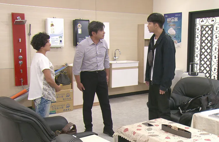 謝麗金、陳文山在劇中飾演亮曦的爸媽。台視提供