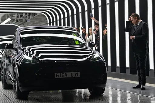 超杀！真有售价80万「德制特斯拉」　马斯克亲口证实