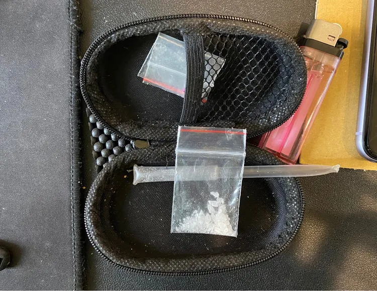 警方槓上開花起出安毒。警方提供