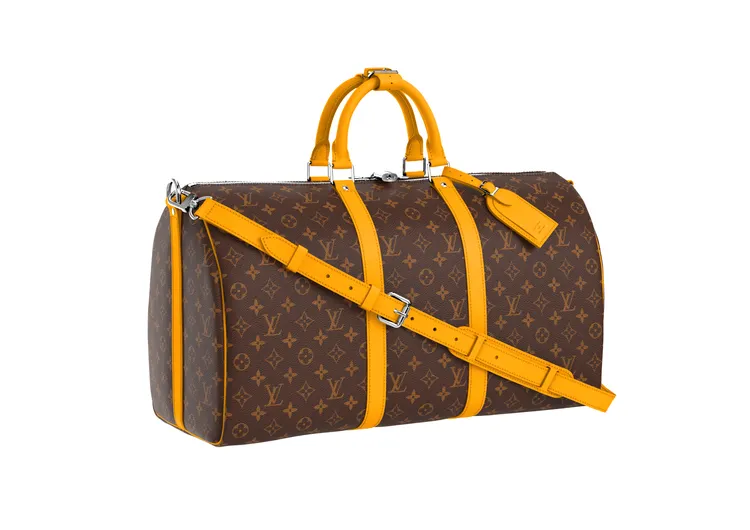 黃色與Monogram帆布Keepall Bandoulière 50旅行袋，9萬4500元。品牌提供