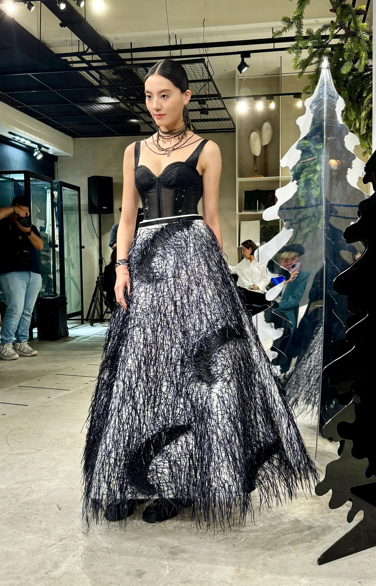 JAMEI CHEN Enchanted Garden高訂禮服系列#14 Lady Ella。張家玲攝