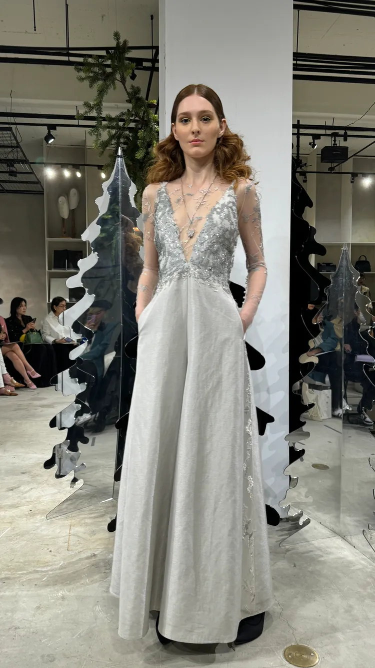 JAMEI CHEN Enchanted Garden高訂禮服系列#2 Fog。張家玲攝