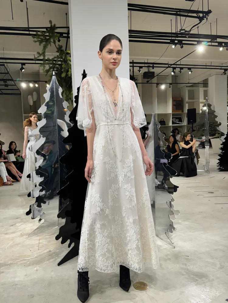 JAMEI CHEN Enchanted Garden高訂禮服系列#3 Alençon。張家玲攝