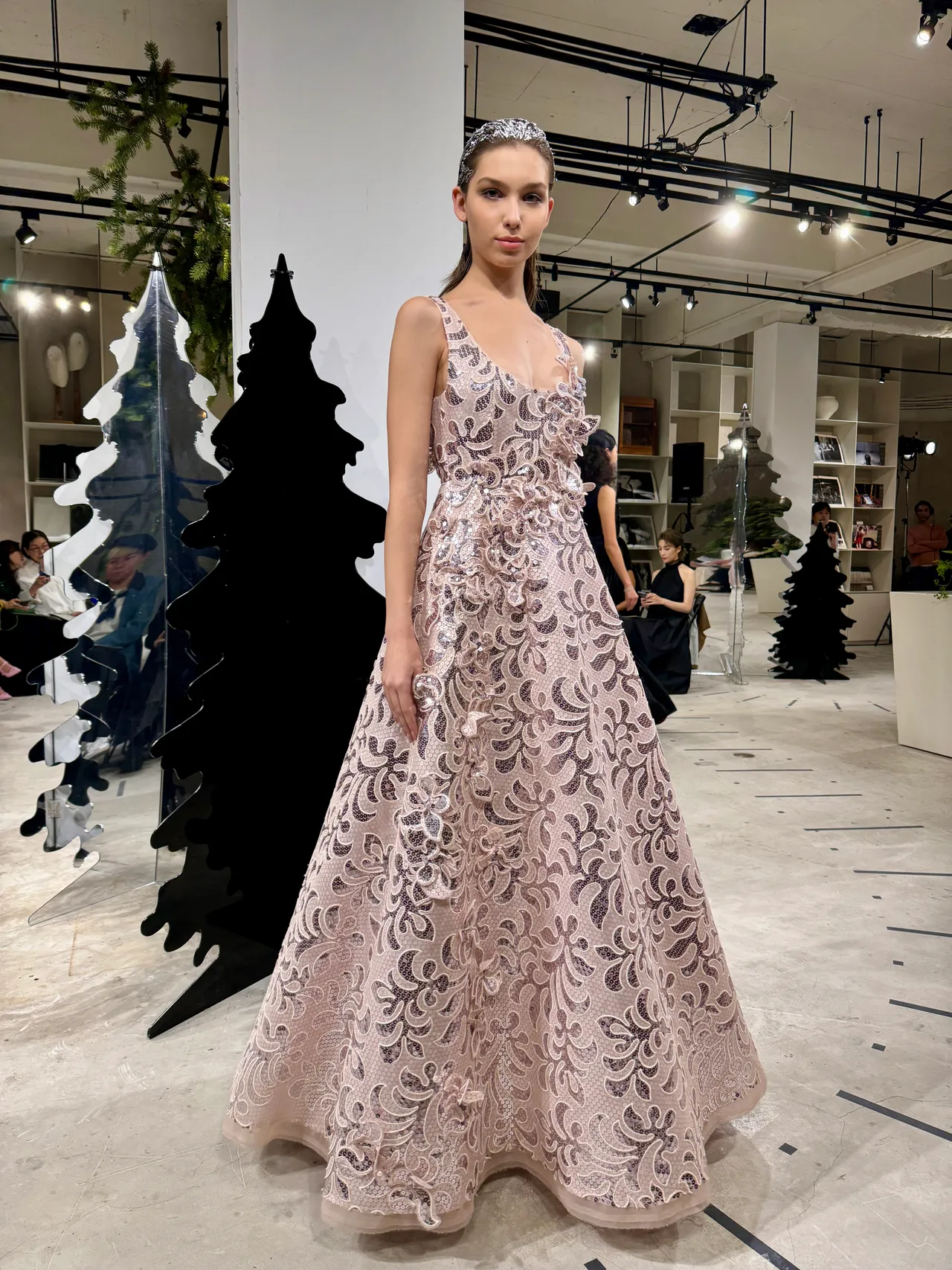 JAMEI CHEN Enchanted Garden高訂禮服系列#9 Suvannamaccha。張家玲攝