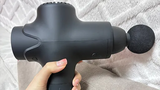 媽媽偷拆包裹「看到筋膜槍氣炸」 超冤!26歲女兒被揍到淚崩