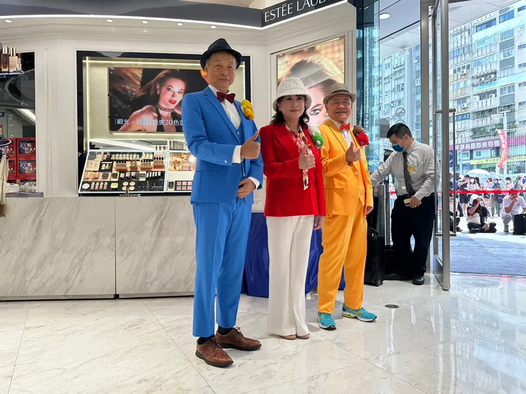 左起至右，SOGO百貨總經理汪郭鼎松、SOGO董事長黃晴雯、SOGO行政總經理杜金森。陳怡文攝