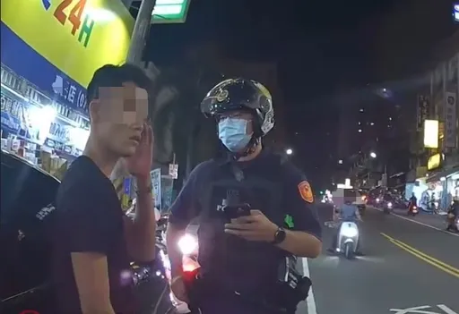 外籍潮男拿iPhone15載女友約會 竟是失聯550天移工!這原因逃不掉了