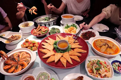 美食好康!瓦城抽杜拜雙人遊、金色三麥全年啤酒半價 KATSU鑫套餐贈可樂餅
