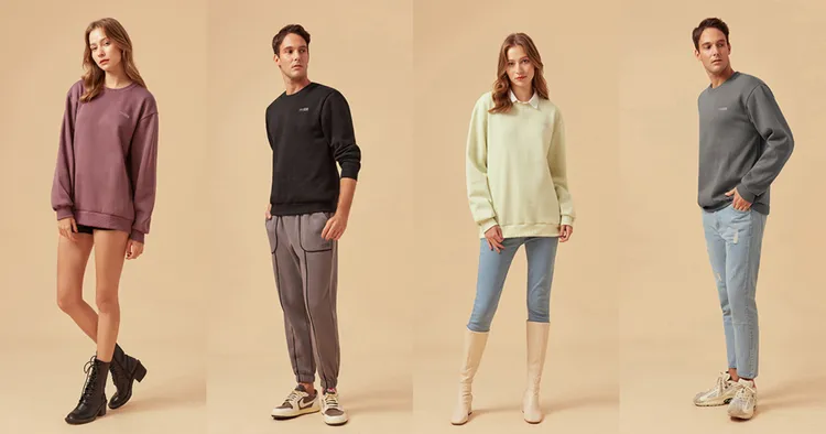 ▲素色大學T就是能穿出乾淨俐落感！牛仔褲、運動褲、短裙等都超好搭！