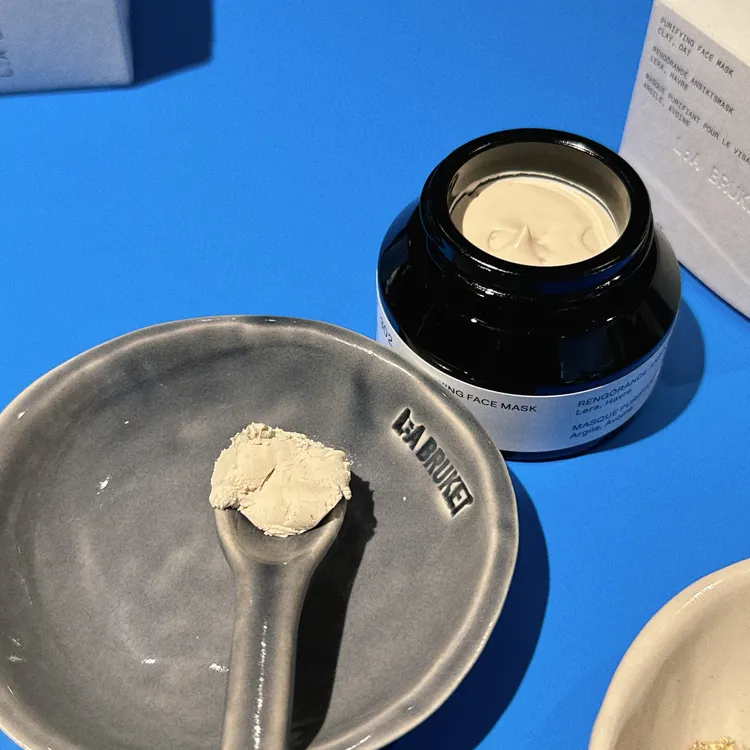 302淨化平衡面膜，50ml／2050元。張家玲攝