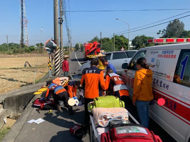 警消到場搶救。