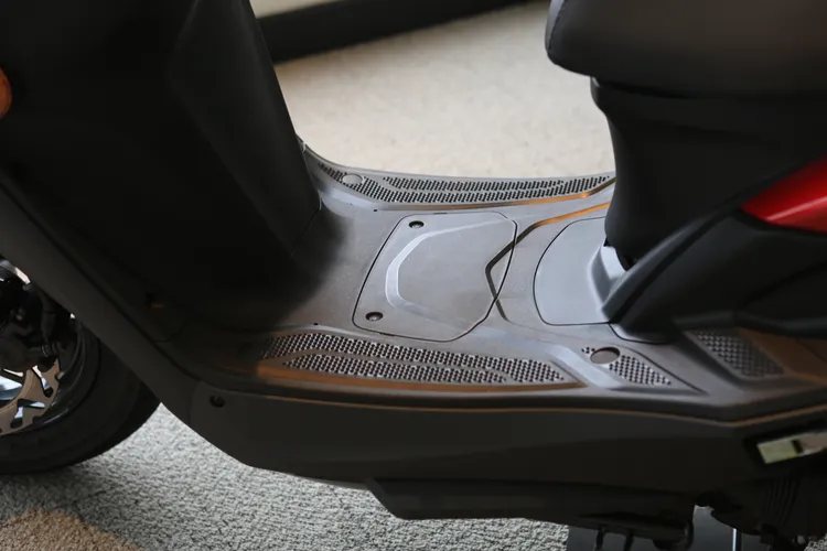 265mm的大空間踏板，能有效提升載物機能。林浩昇攝