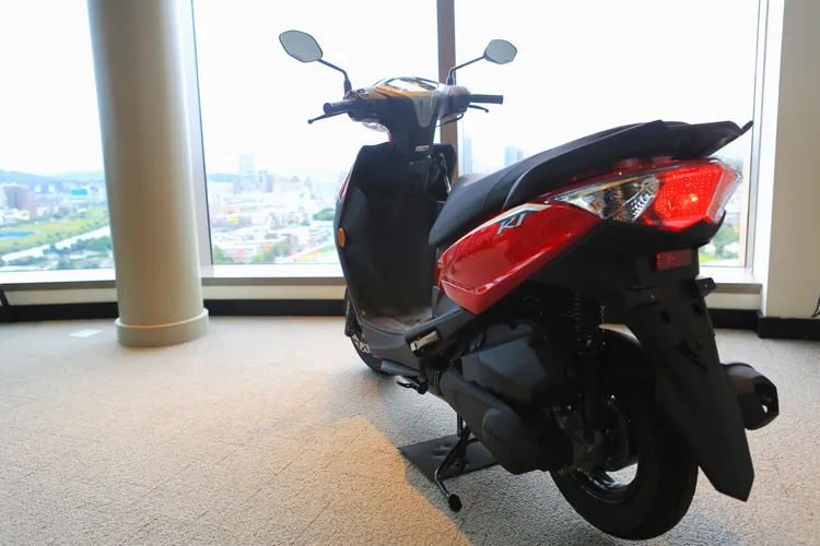 K1超級英雄最大馬力可達到9.8匹，同時卻能保有平均每公升可跑61.8km/L的油耗表現。林浩昇攝