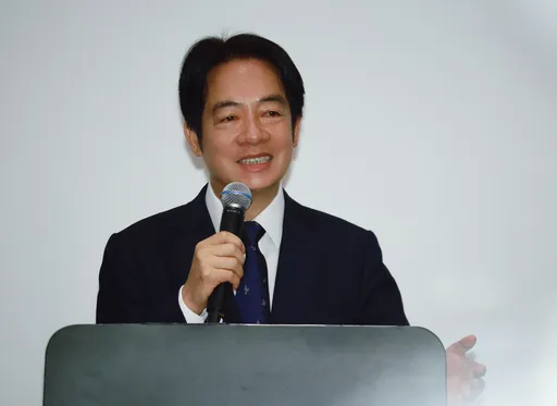 賴清德拋「中生納健保」引爆反彈 綠委緩頰:比照外國學生原則處理