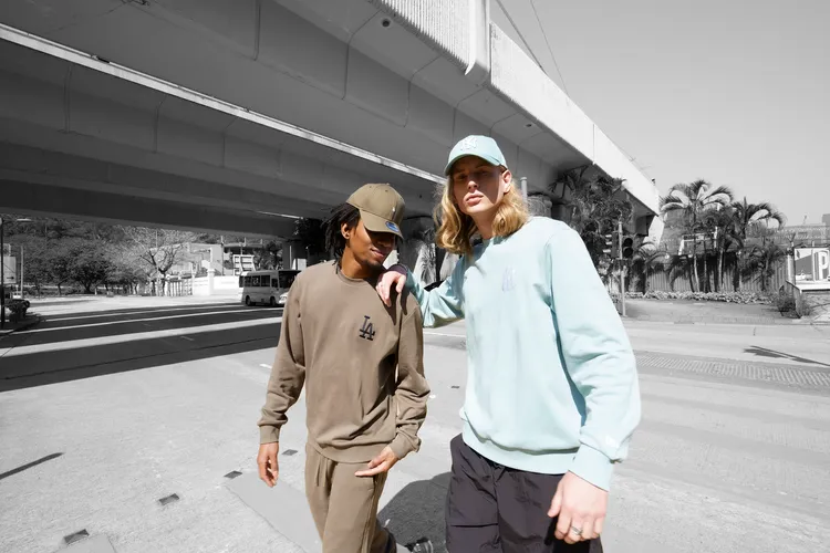 「COLOR ERA」系列以綠色、象牙白，燕麥奶呈現明亮視覺效果。品牌提供