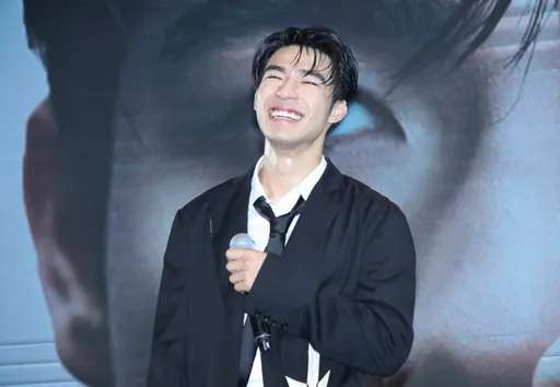 陳昊森被爆跟失婚金曲歌后接送談情 「只愛姐姐」?!本人親揭2人關係:她是我…