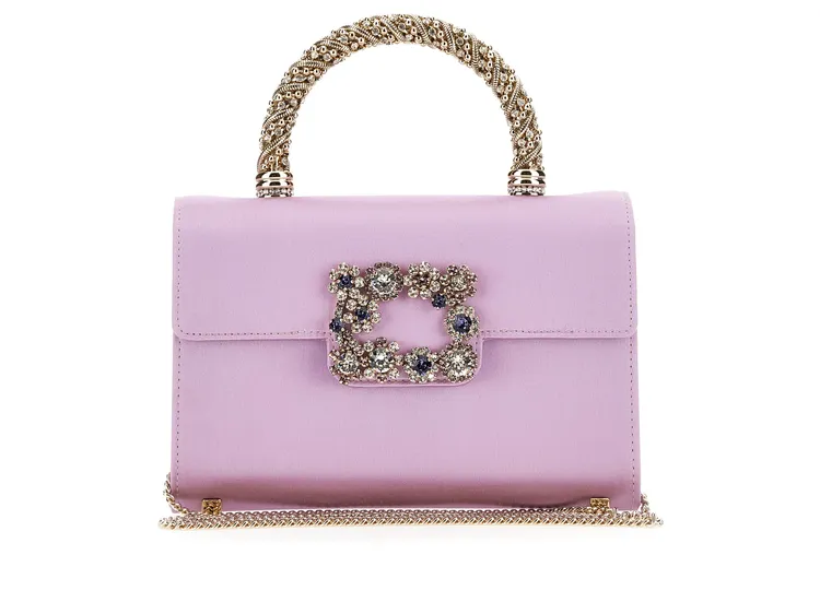 Jewel Mini Flower Strass Colored Buckle Clutch Bag，11萬2000元。品牌提供