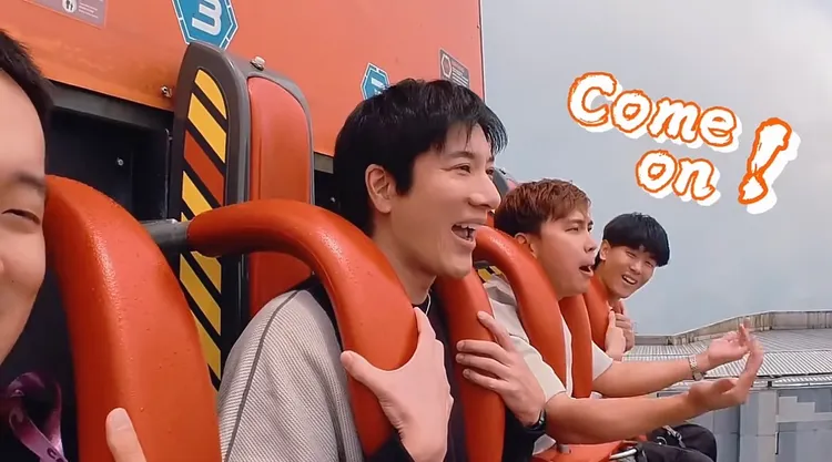 王力宏趁空檔造訪大馬遊樂園。翻攝王力宏國際歌迷會小紅書
