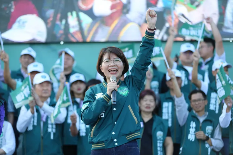 黃秀芳期盼鄉親繼續肯定，再次送她進立法院。黃秀芳服務處提供