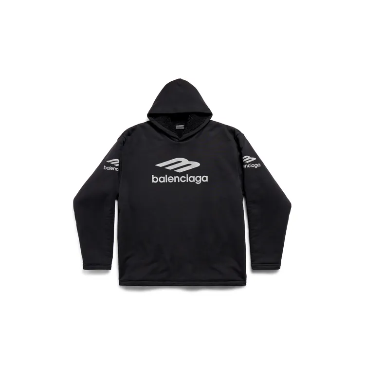 帽T，7萬4900元。品牌提供