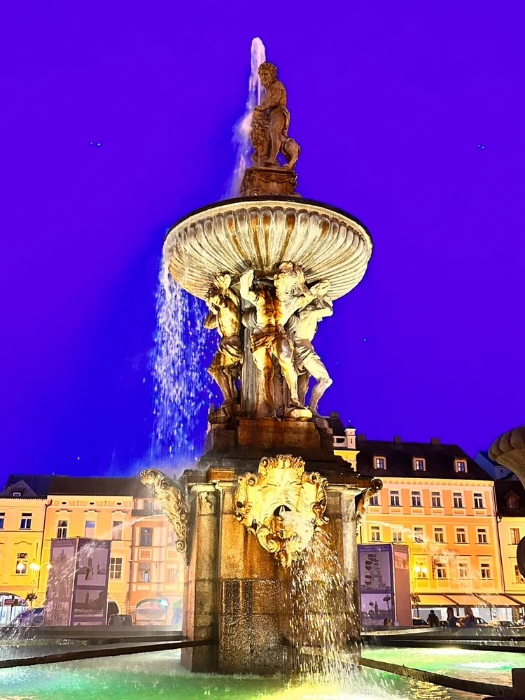 百威城擁有捷克第二大的噴水池。修雪蘋提供