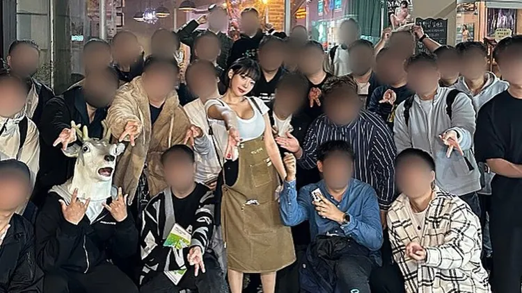 姜仁卿日前與粉絲相聚。翻攝自姜仁卿IG