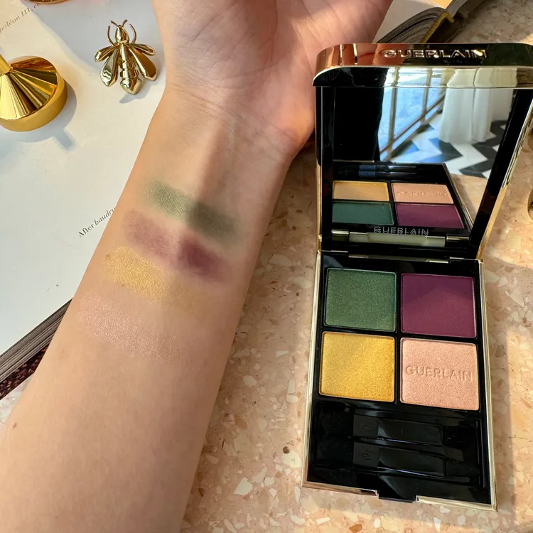 Ombres G高訂深邃4色眼影盤#879試色。張家玲攝