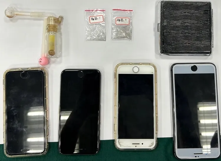 警方起出毒品等證物。警方提供