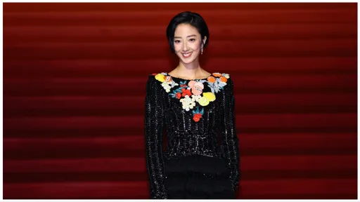 金馬衣評｜林志玲小心！桂綸鎂香奈兒附身　典雅氣質封紅毯女神