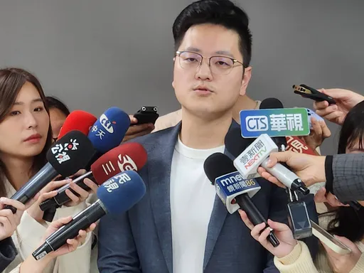 吳春城挨批替大老闆喬事竟列不分區立委 柯辦:他已退出戰國策運作