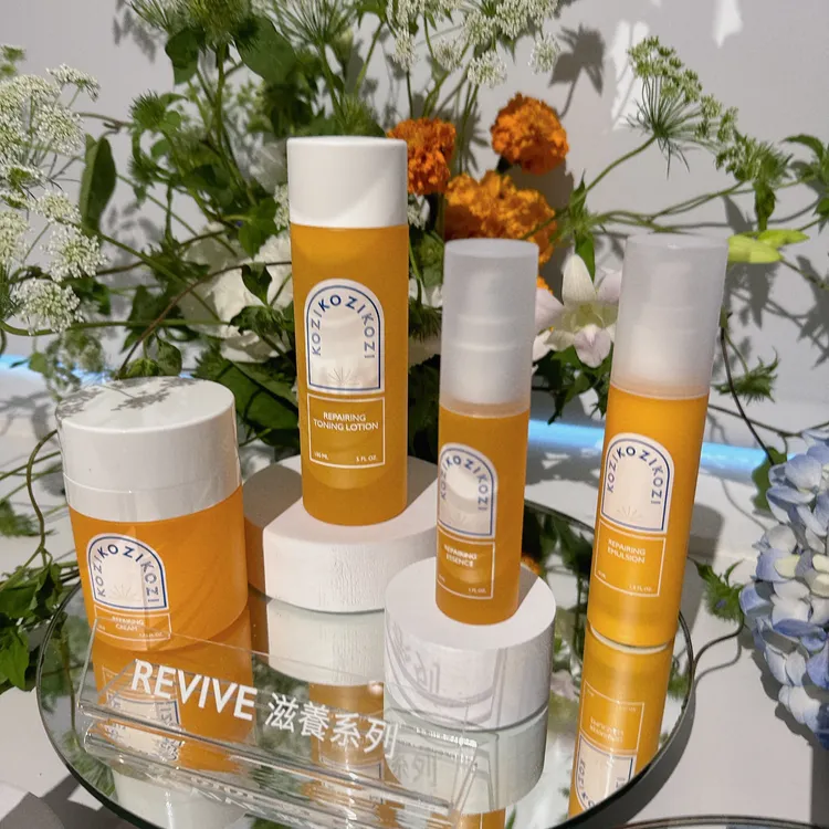 KOZI推薦以Revive滋養系列打造換季時分的「有意識保養法」。張家玲攝