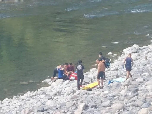 新北兄弟檔烏來釣魚1人溺水　哥哥命危送醫搶救