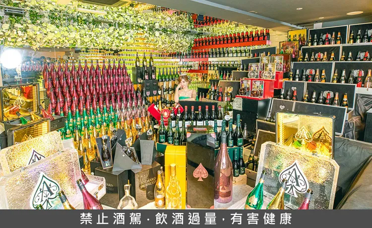 翻攝自Himeka推特（警語：飲酒過量有害健康，酒後請勿駕車）