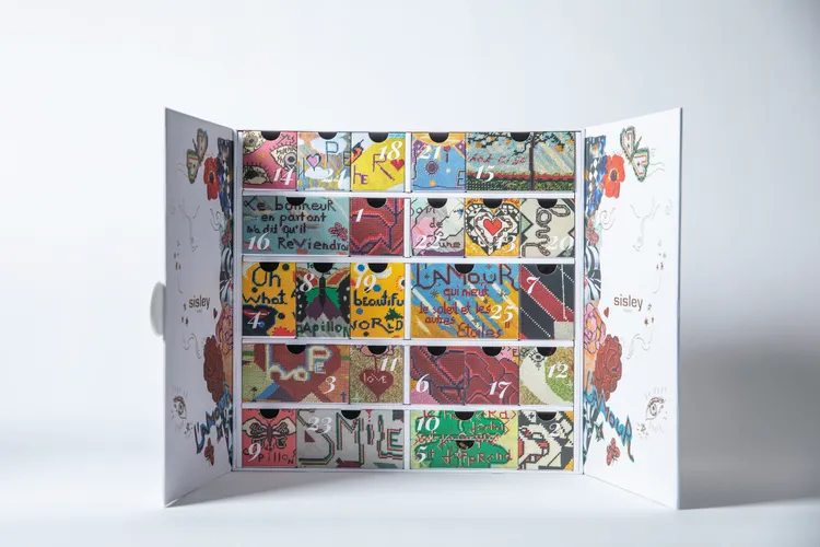 Sisley愛與祝福聖誕倒數月曆，價格店洽。品牌提供