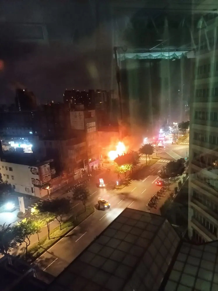 現場火勢。翻攝畫面