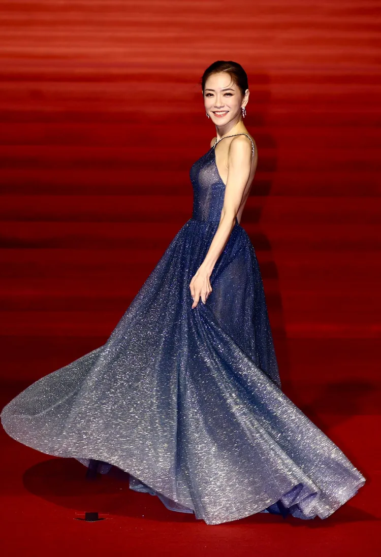 楊千霈身穿浪漫禮服。彭欣偉攝