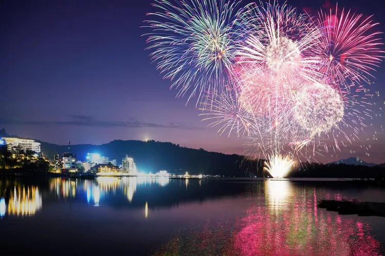 水里將破天荒舉辦跨年煙火，360秒的燦爛煙火規模。業者提供