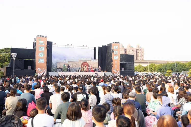 紙風車迴響熱烈，林岱樺預告林園服務處還有一場。林岱樺服務處提供