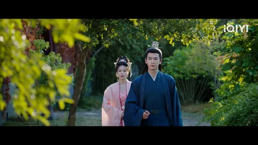 中國女星白鹿直播遭他追問「為何拒絕我求婚」 機伶拋小眼神閃過