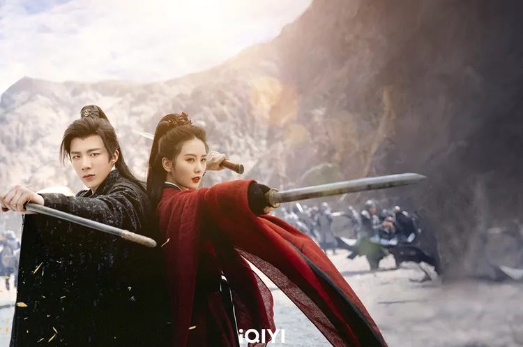 「美女殺手」劉詩詩（右）與「腹黑堂主」劉宇寧並肩作戰 網封「雙頂劉」 CP。愛奇藝國際站提供