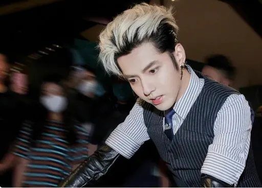 吳亦凡強姦、聚眾淫亂二審維持原判! 「罪有應得」蹲苦牢13年、驅逐出境