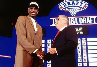 前NBA狀元老婆在網路偷賣自拍成人片　他發現後捉狂了！背後原因超辛酸