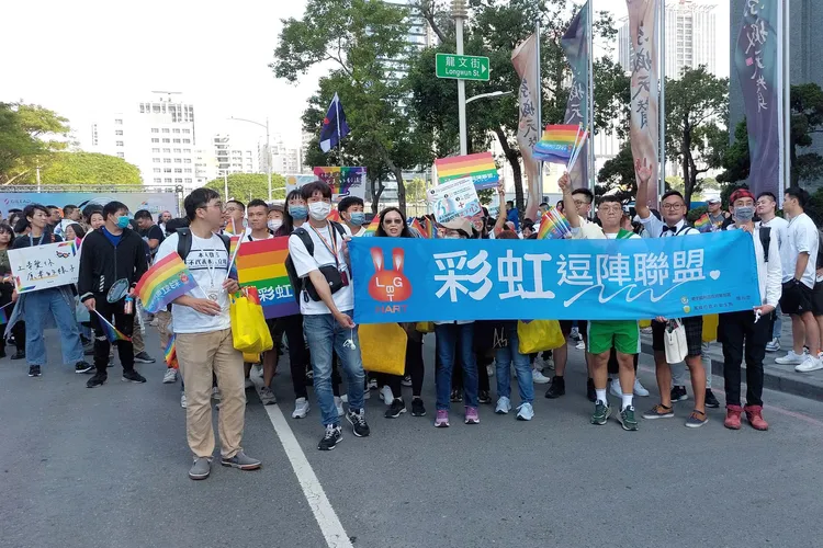 各團體走上街頭傳達多元性別。凃建豐攝